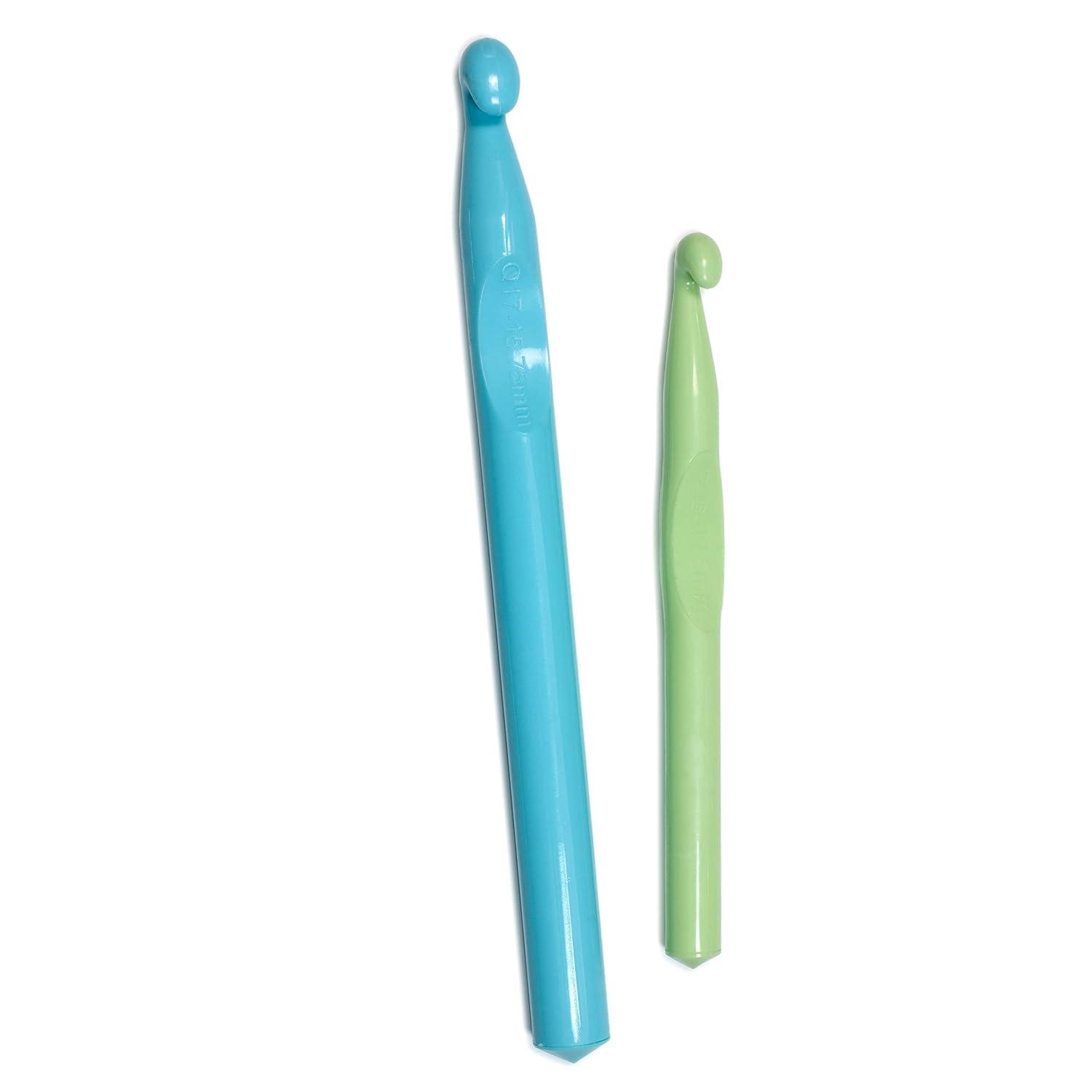Boye 0.68" Plastic Crochet Hooks, Assorted (2 Pieces)