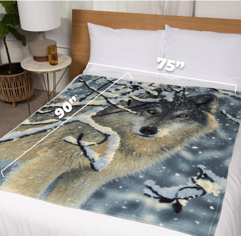 Dawhud Direct 50" x 60" Silent Wolf Fleece Throw Blanket for Women, Men and Kids