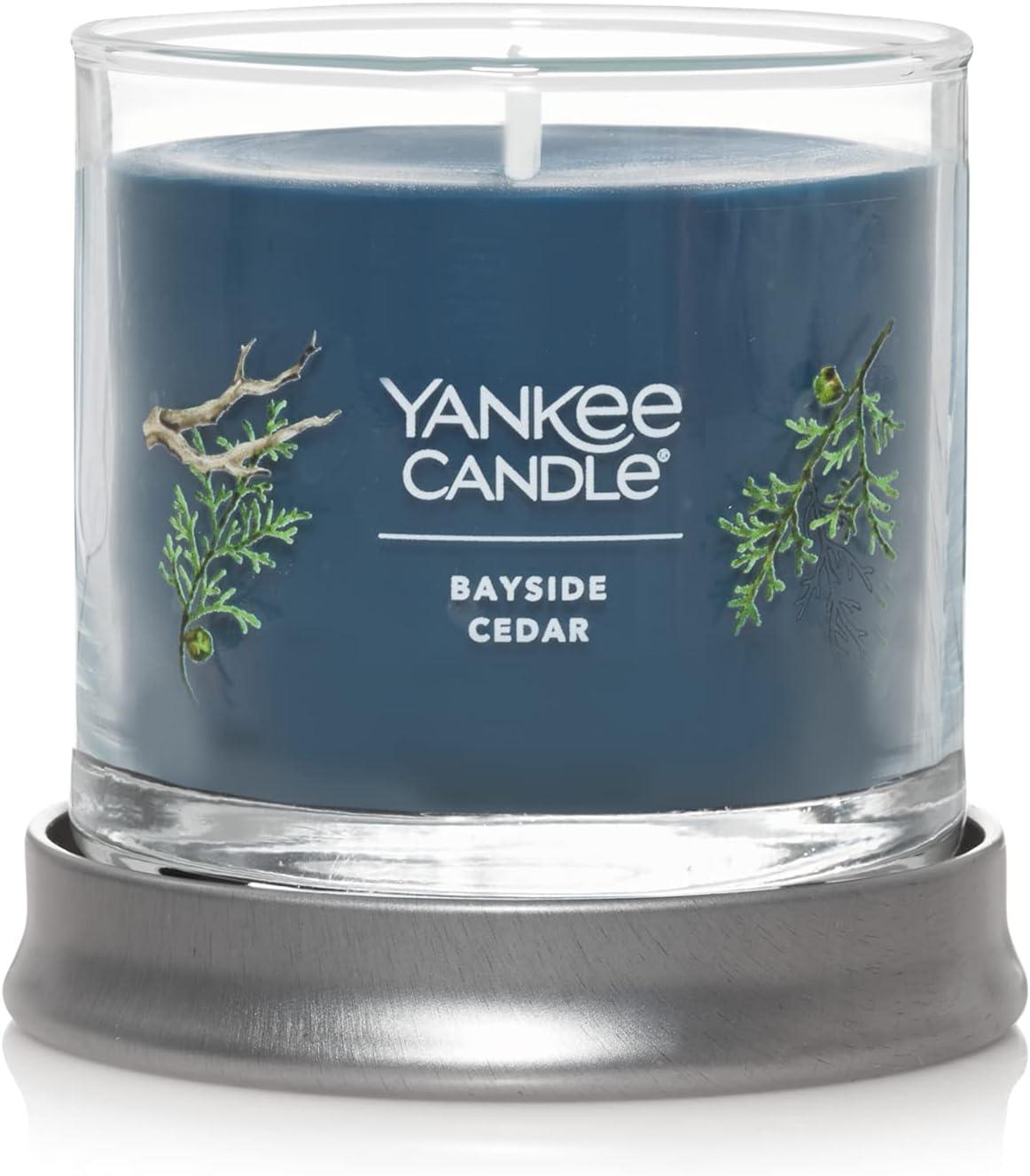 YANKEE CANDLE Signature Bayside Cedar Scented Tumbler Candle