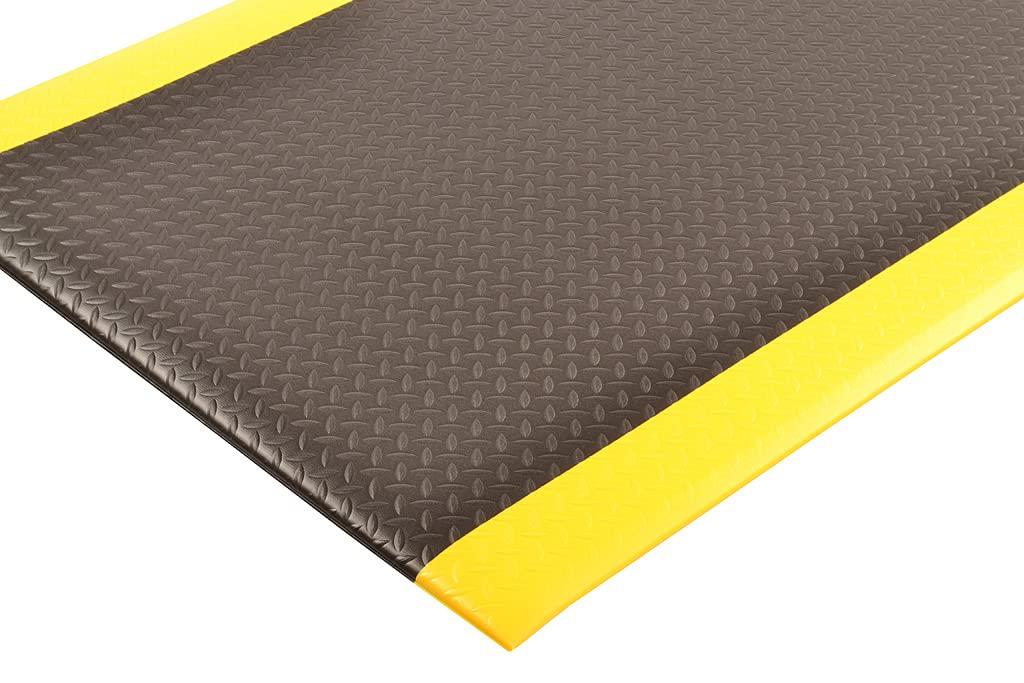 Black 5ft Closed Cell PVC Foam Antifatigue Mat with Diamond Plate Pattern