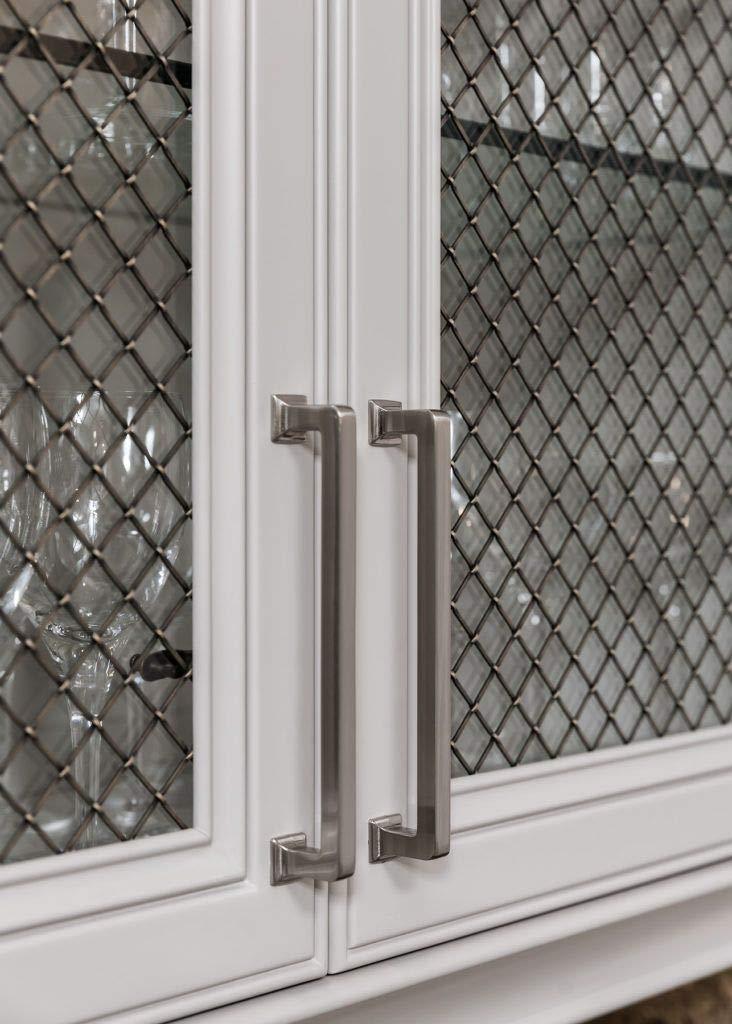 Top Knobs Ascendra Bar Pull