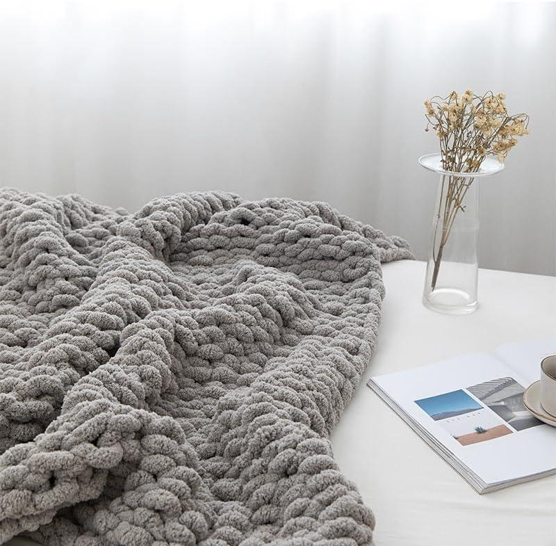 Chunky Knit Blanket Throw 48"*71", Hand Knitted Warm Chenille Throw Blanket, Home Decor Soft Thick Yarn Cable Knit Blanket,Soft Breathable Fleece Banket Christmas for Couch Bed Sofa Best Gift (Gray)