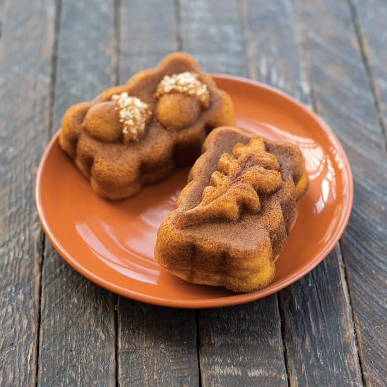 Nordic Ware ® Harvest Mini Loaf Pan