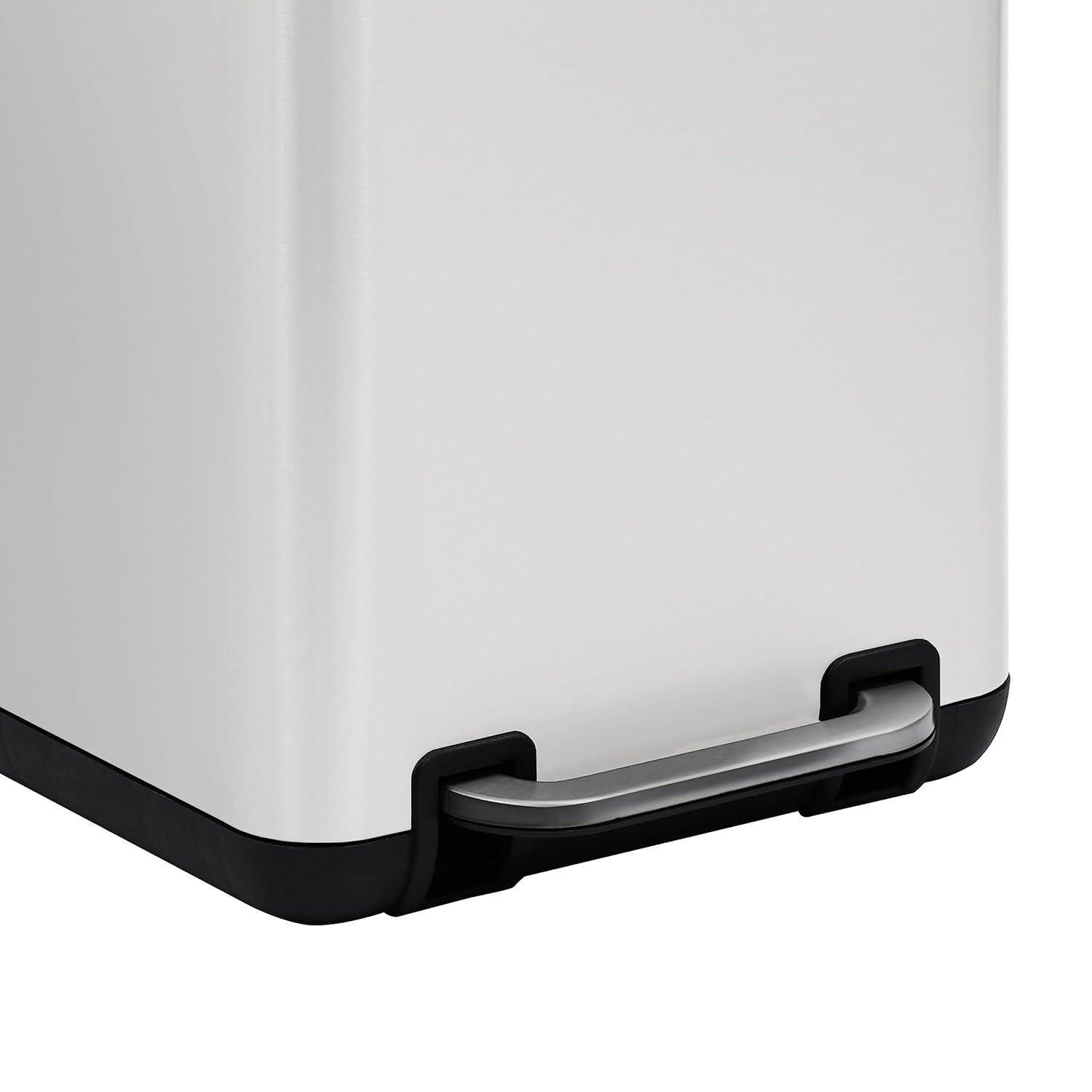 SunnyPoint Trash Can with Plastic Inner Bucket 1.58 Gallon White (YH-6LTCAN-W)