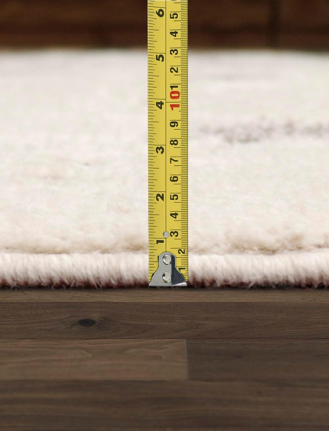 Sutton Polypropylene Ivory/Gray Area Rug