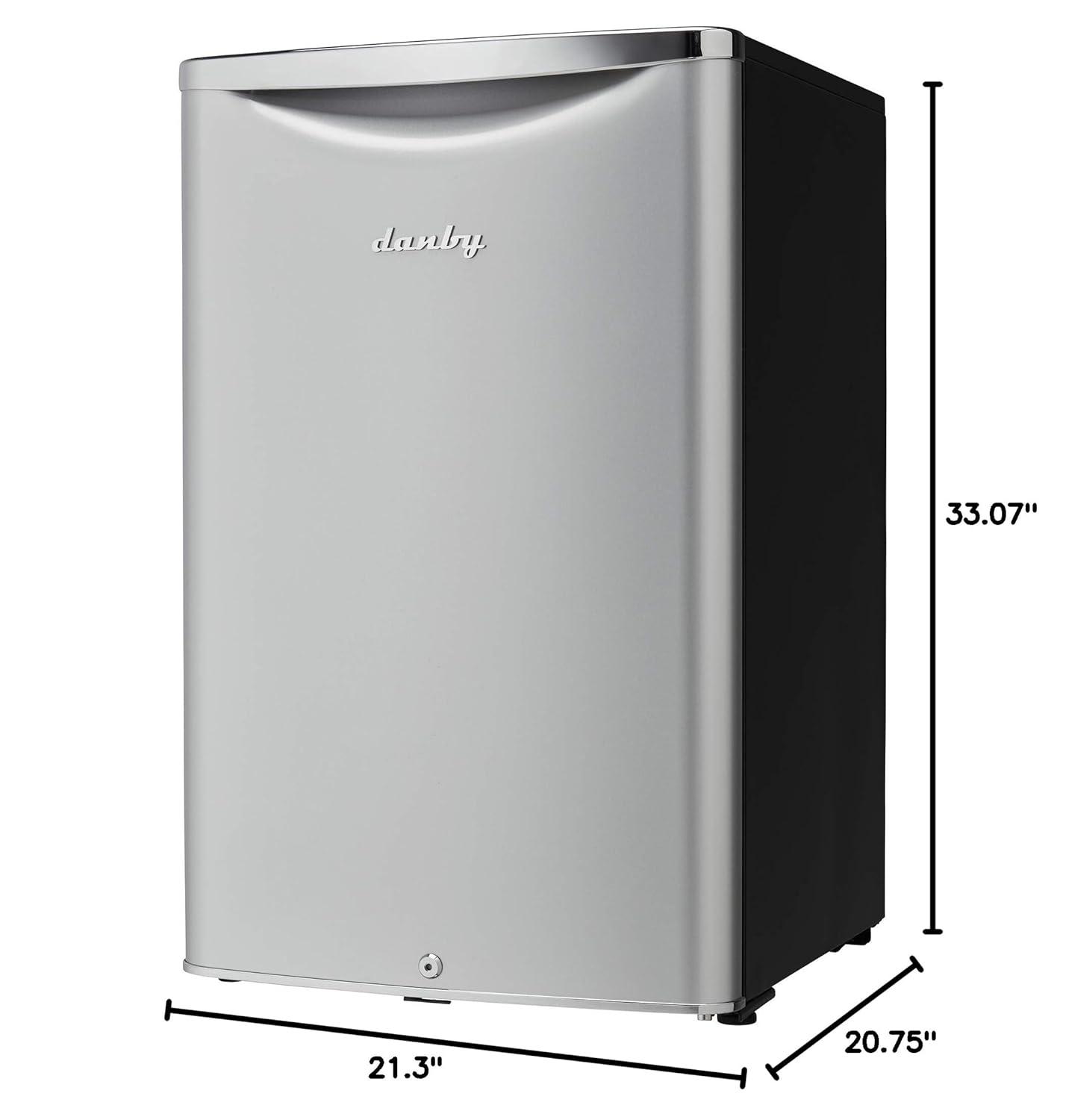 Danby Danby Classic Retro 4.4 Cubic Feet Freestanding Mini Fridge