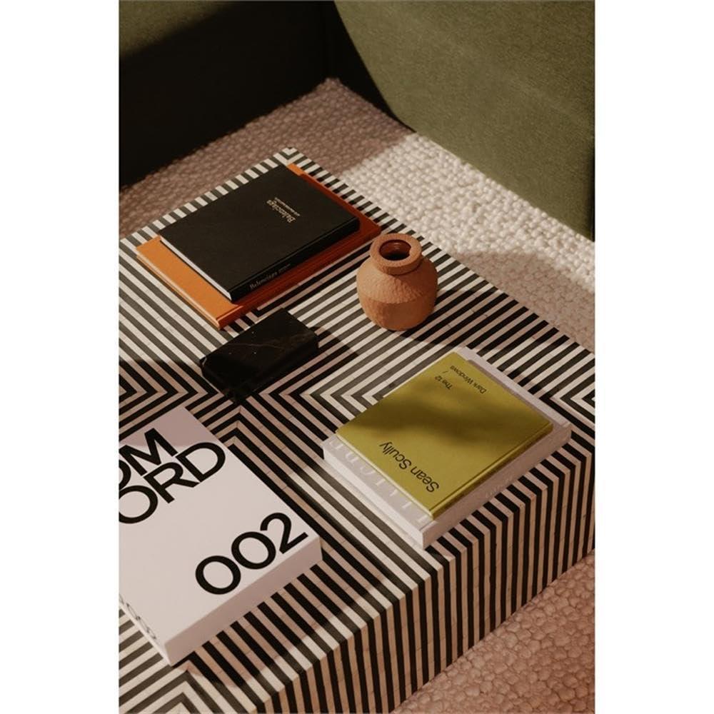 Trendyl Coffee Table - Black/White
