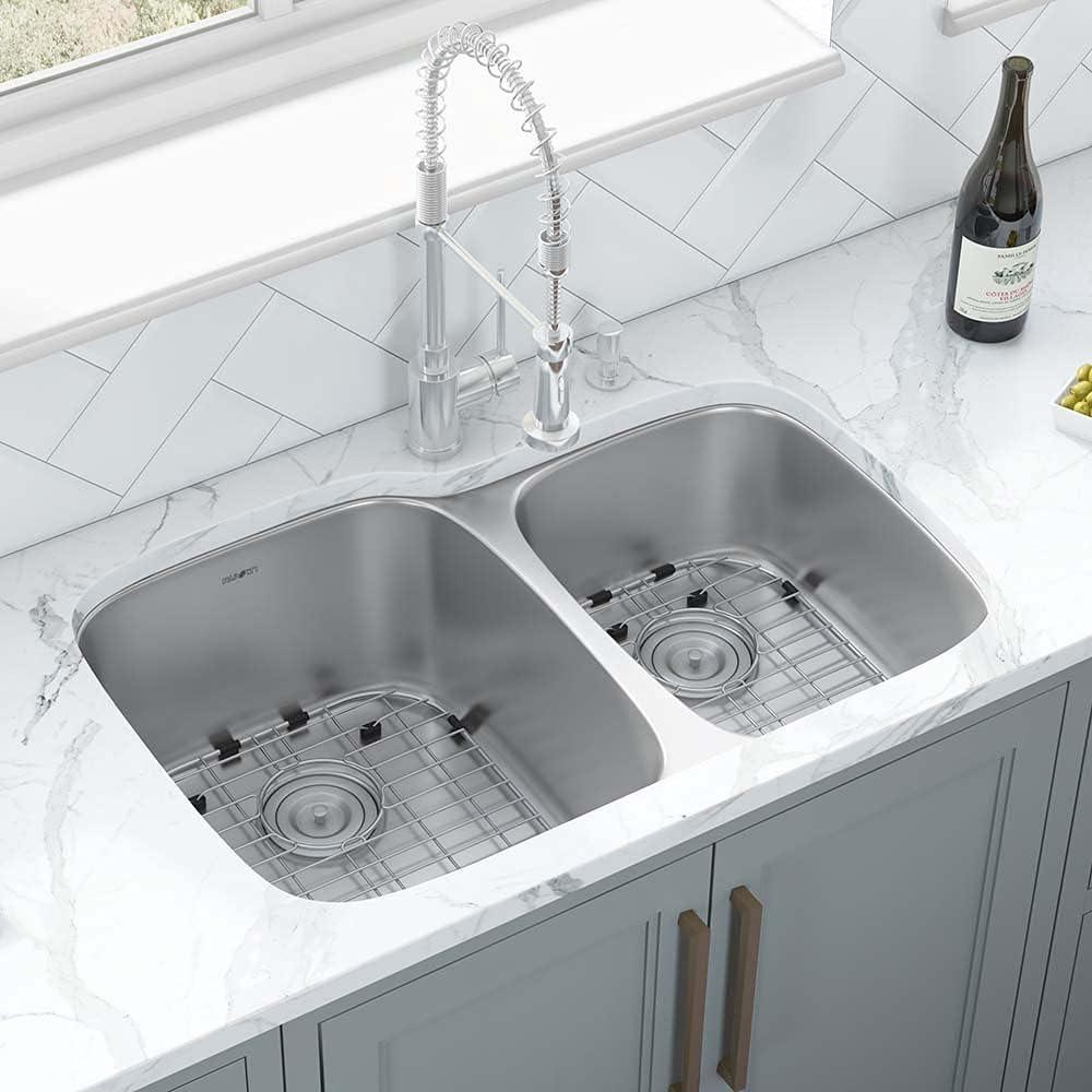 Ruvati 32-inch Undermount 60/40 Double Bowl 16 Gauge Stainless Steel Kitchen Sink