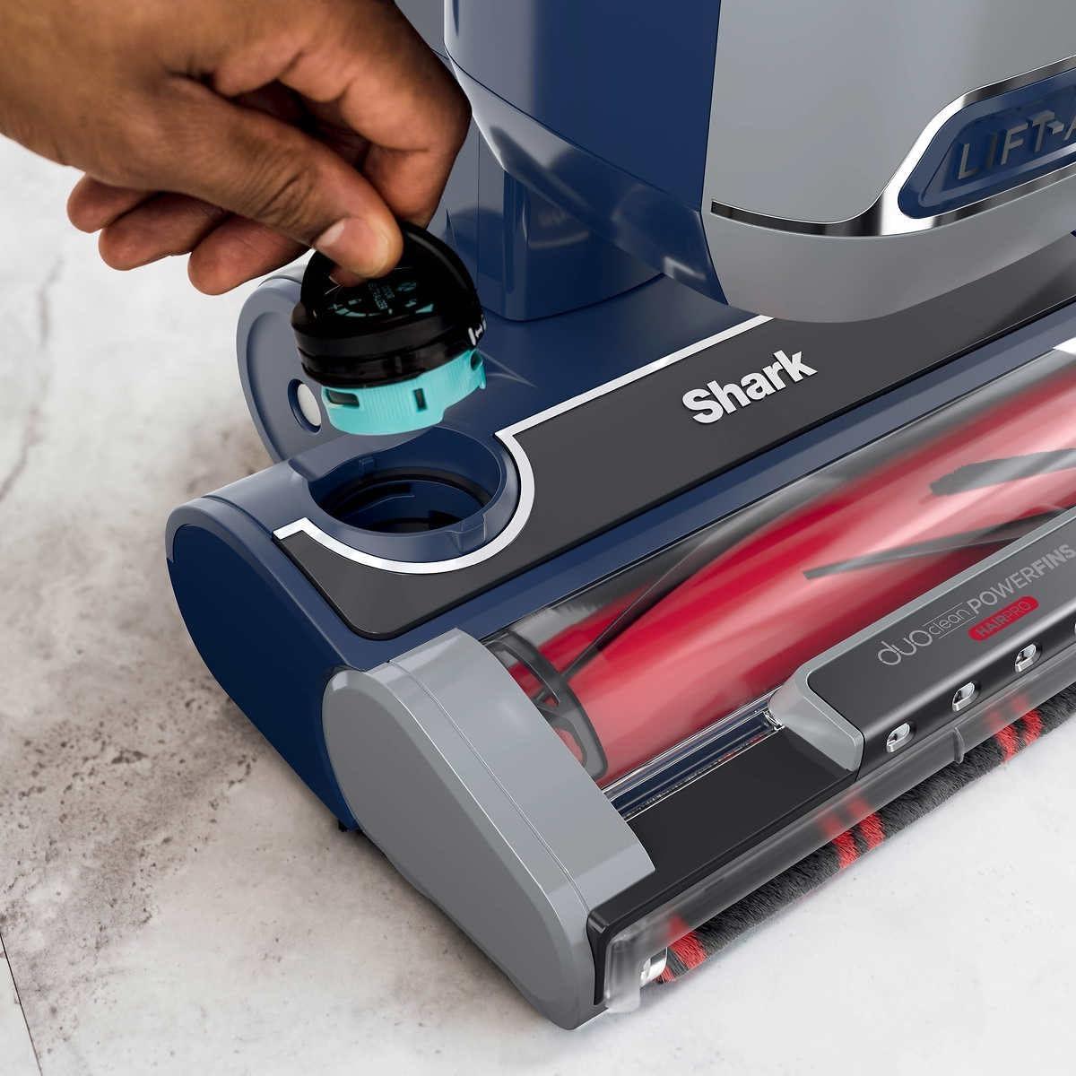 Shark Performance Plus Lift-Away Upright Vacuum Cleaner - Odor Neutralizer Technology