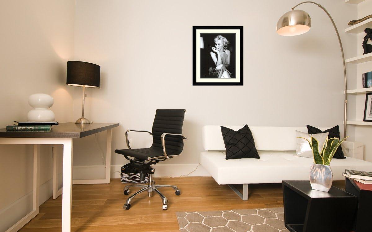 Marilyn Monroe Black and White Framed Wall Art, 30 x 35"