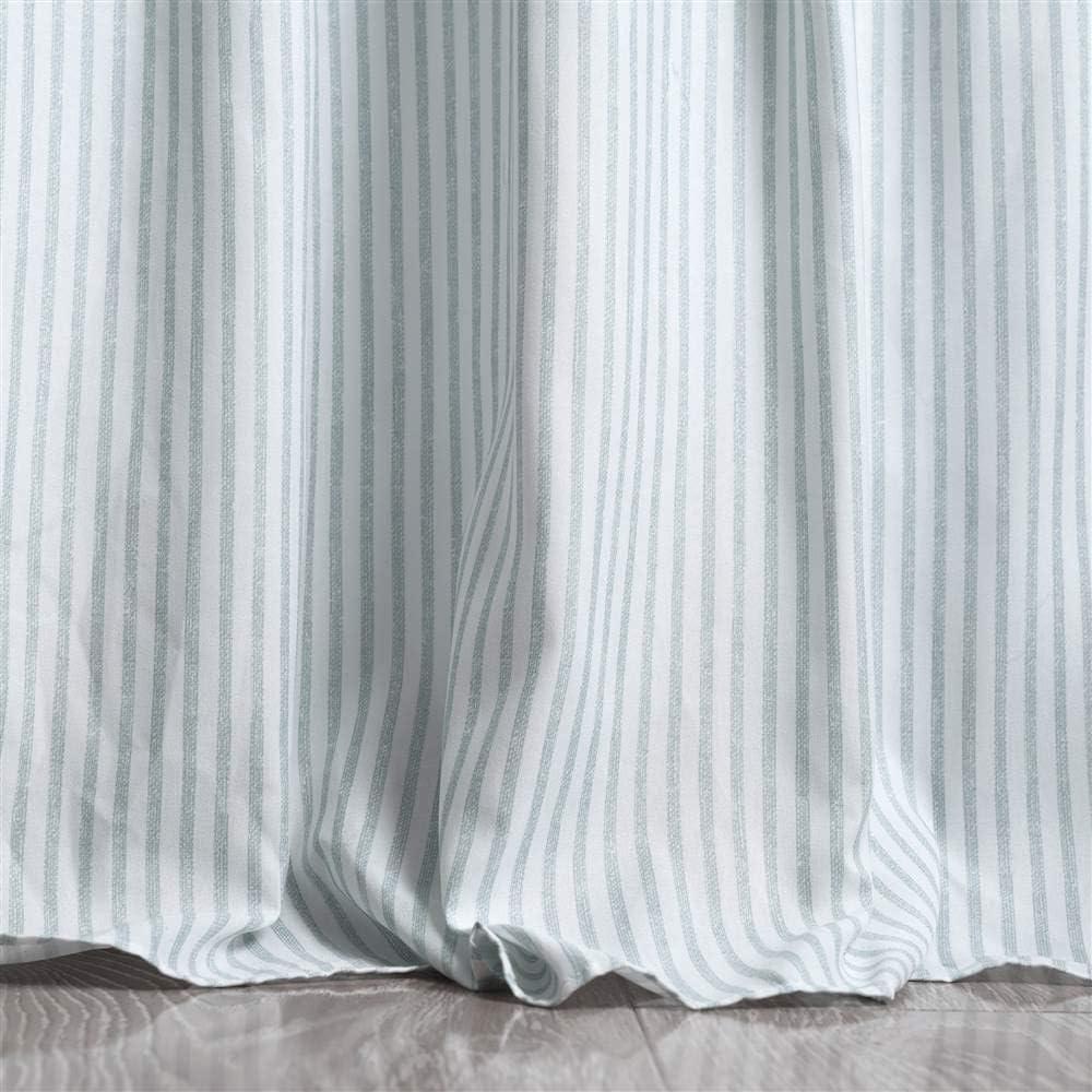 Ticking Stripe Bedspread - Lush Décor