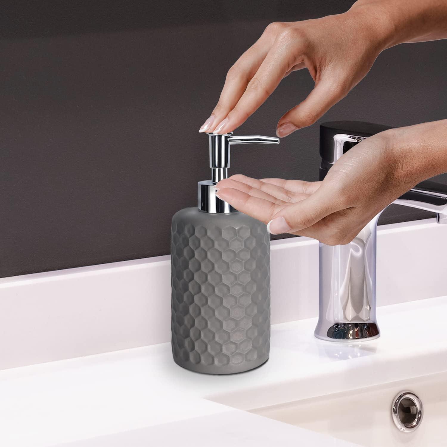 Dracelo 6-Piece Gray Resin Bathroom Accessory Set