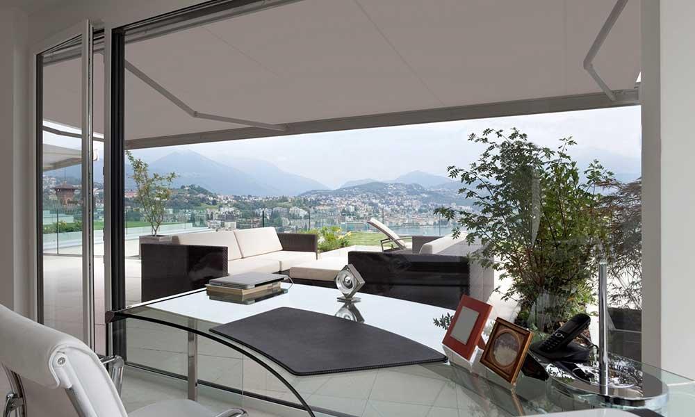 Advaning Advaning 10.5'' D Metal Cover Retractable Patio Awning