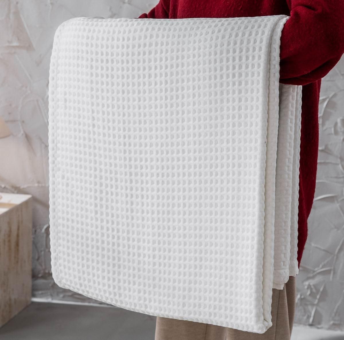 MeadowPark Fluffy Waffle Weave Polyester Chenille Bed Blanket