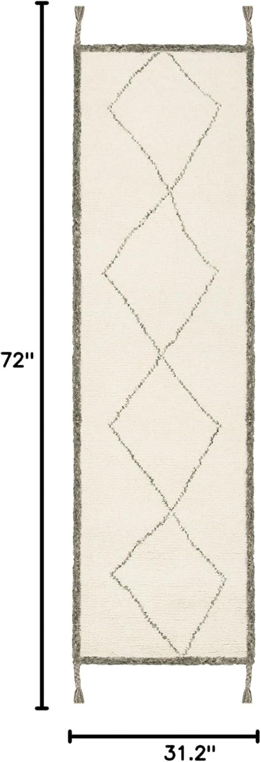 Casablanca CSB911 Hand Knotted Moroccan Area Rug  - Safavieh