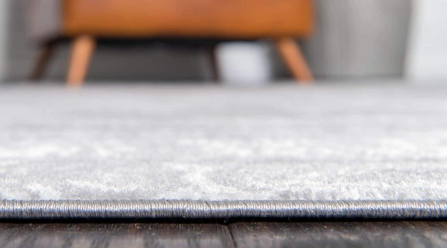 Unique Loom 4' 0 x 6' 0 Sofia Grand Gray Area Rug
