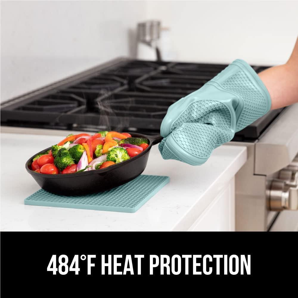 GORILLA GRIP Heat and Slip Resistant Silicone Oven Mitts and Trivet Set, Waterproof, Set of 4, Mint