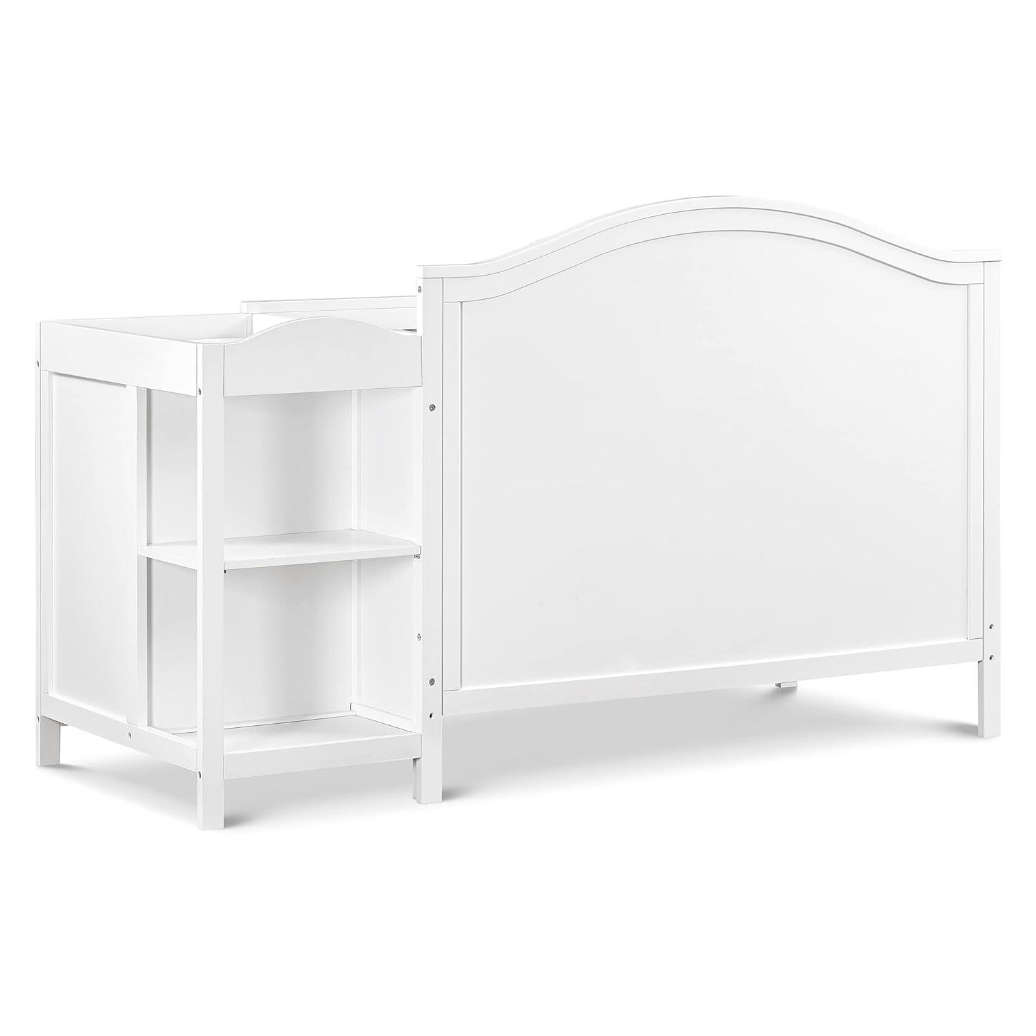 daVinci Charlie 4-in-1 Convertible Crib and Changer with Storage