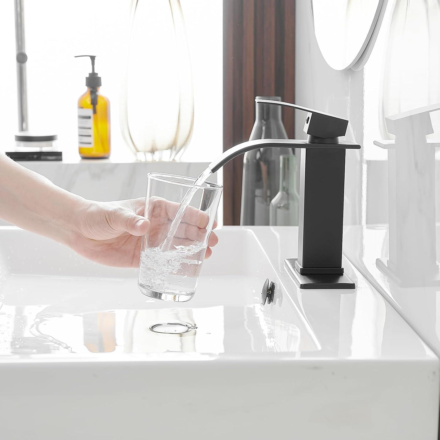 Single-Hole Single-handle Bathroom Faucet