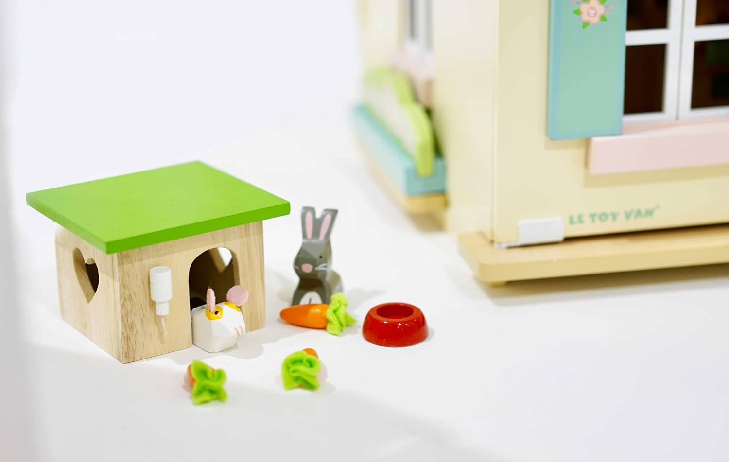 Wooden Bunny and Guinea Pig Play Set with Green Hutch