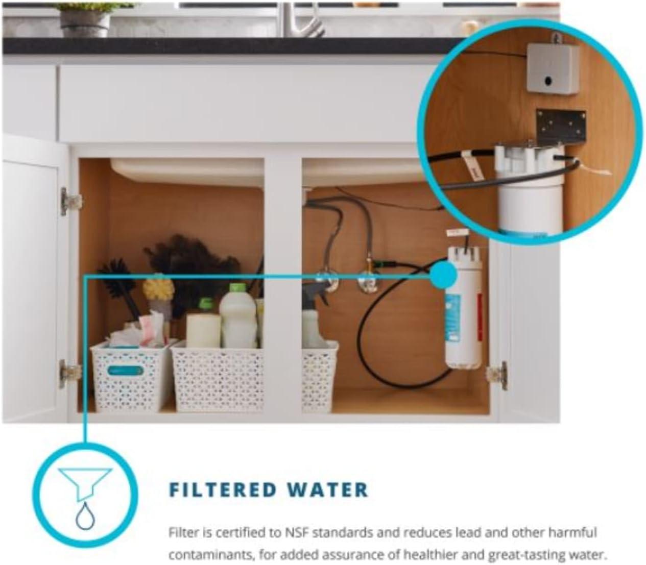 Avado Pull Down Single Handle Kitchen Faucet