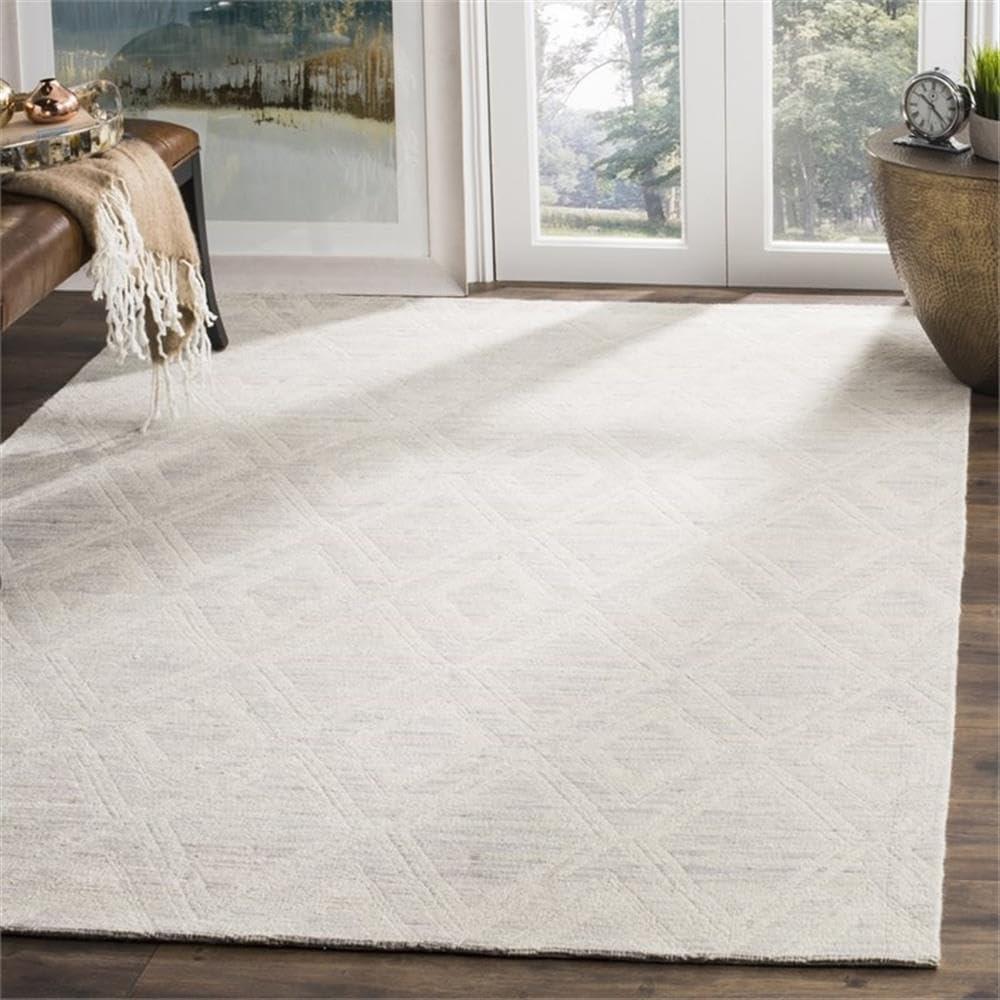 SAFAVIEH Marbella Alicia Geometric Diamonds Wool Area Rug, Silver/Ivory, 10' x 14'