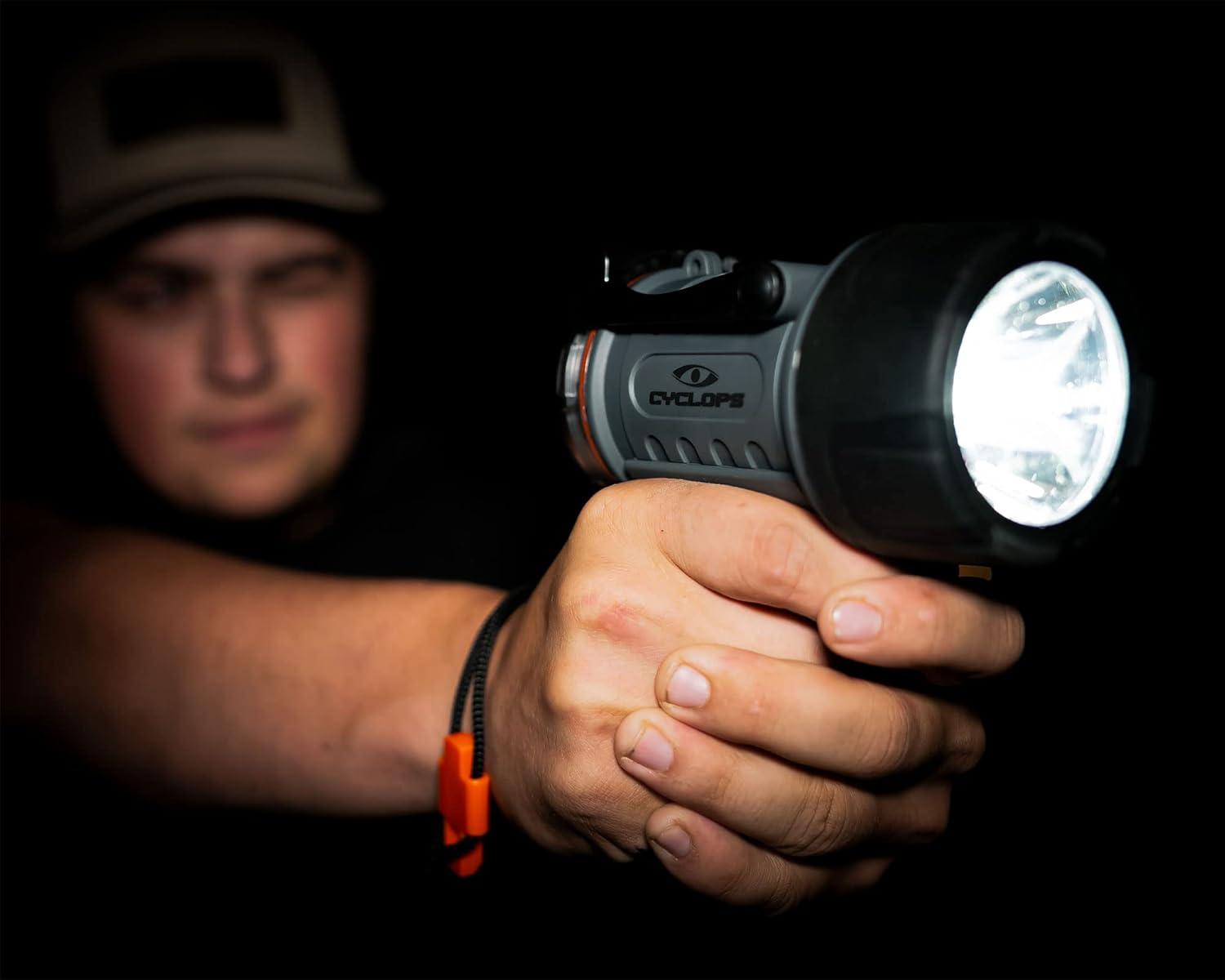 Cyclops® REVO 4500 Lumen Spotlight