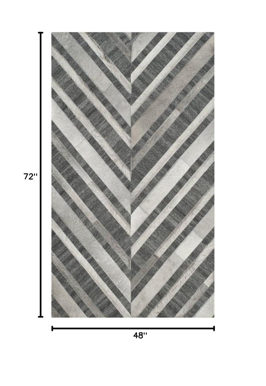 Studio Leather STL223 Hand Woven Area Rug - Ivory/Dark Grey - 4'x6' - Safavieh.