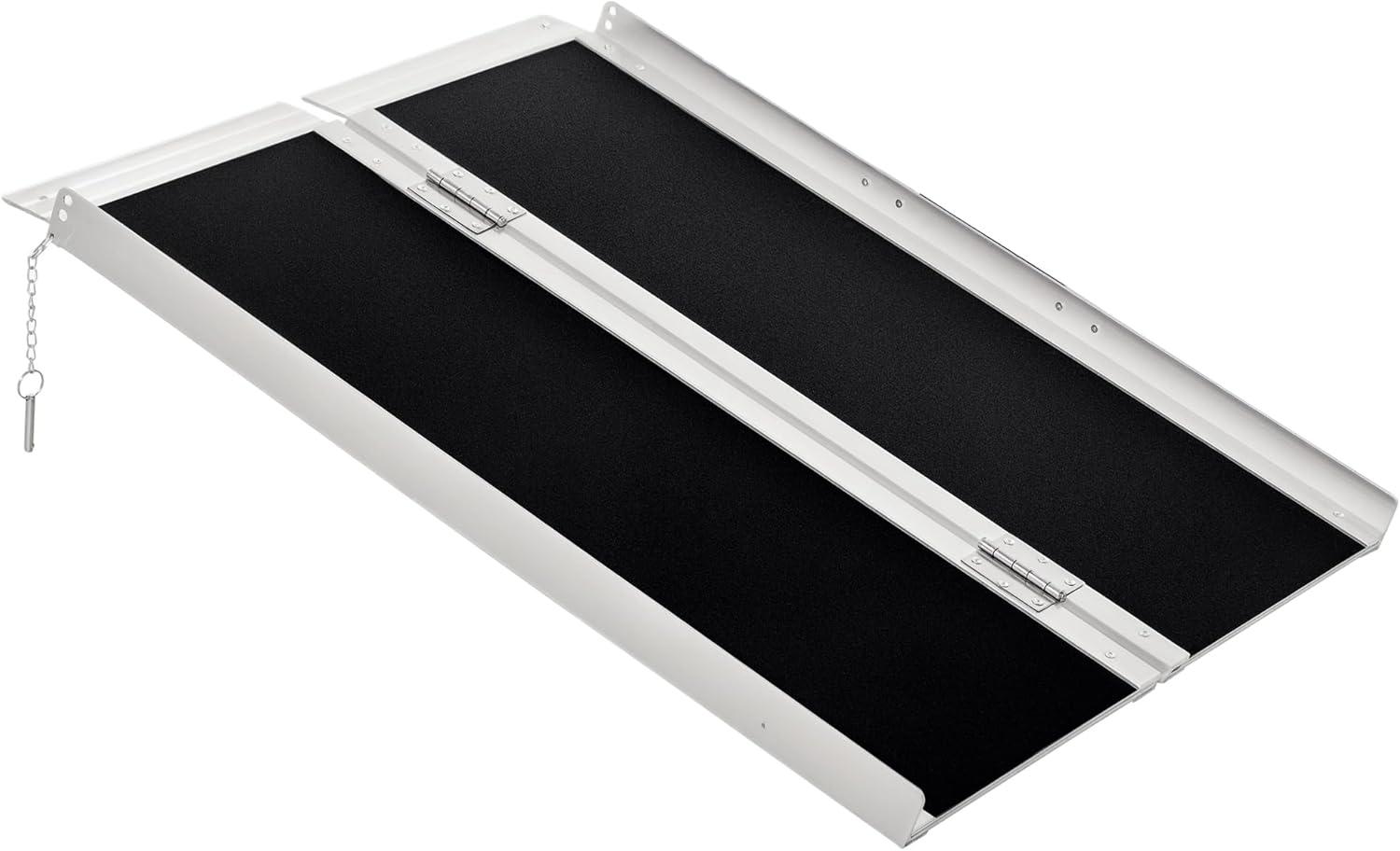 HOMCOM Lightweight Aluminum Portable Skidproof PVC Carpeted Folding Wheelchair Ramp, 3'