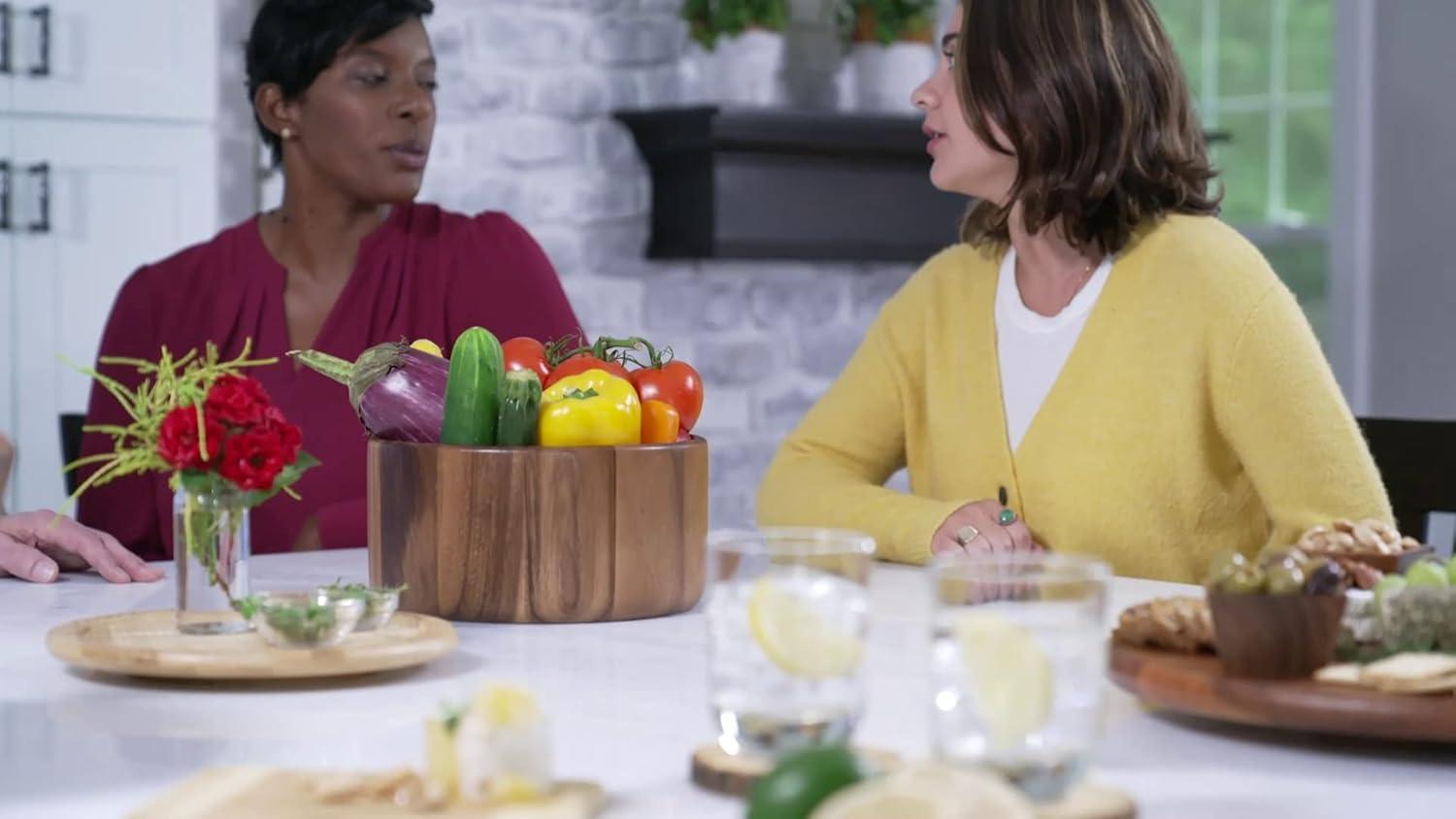 Lipper Acacia Straight Side Bowl With Servers