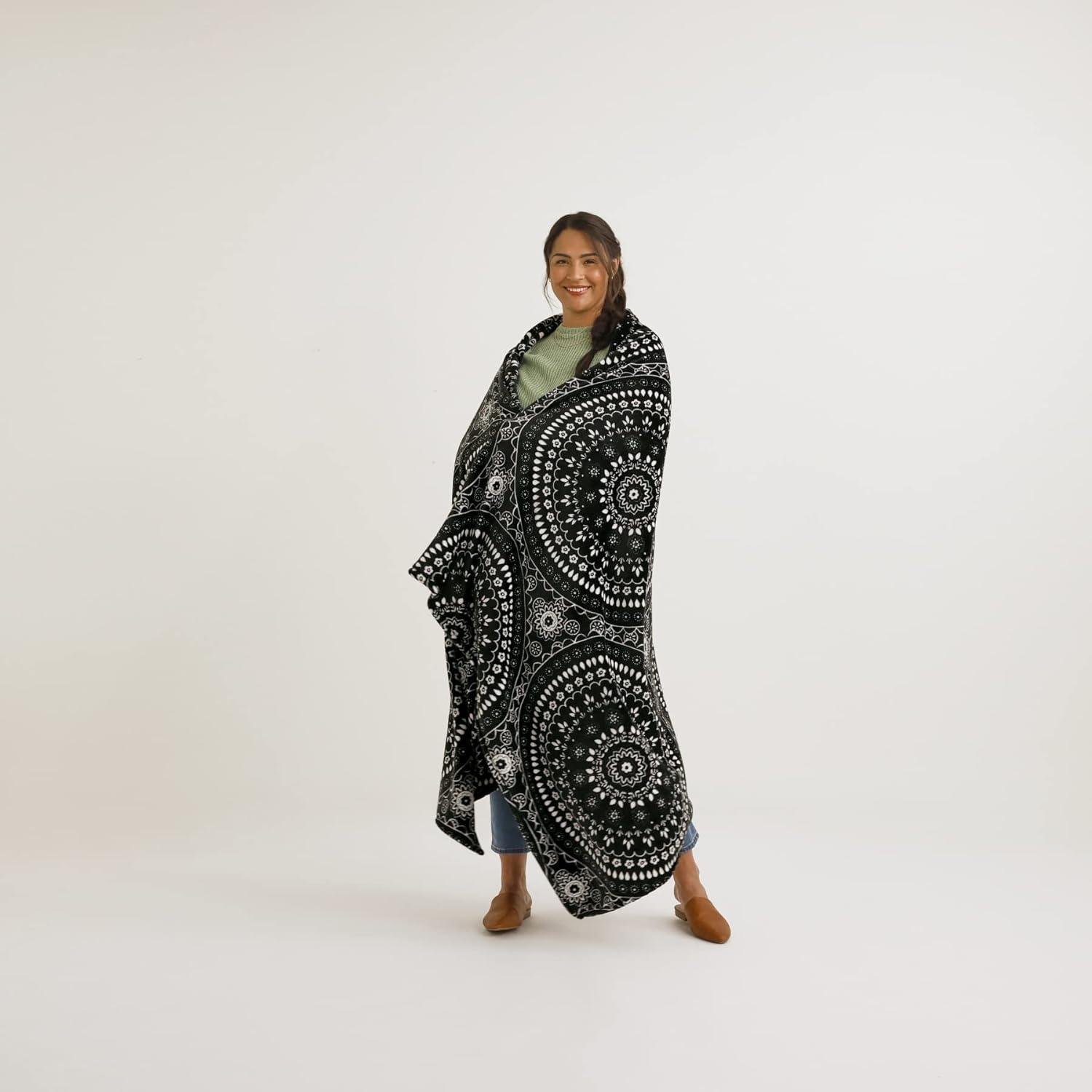 Luxurious Fleece Plush Throw Blanket in Black Bandana Medallion