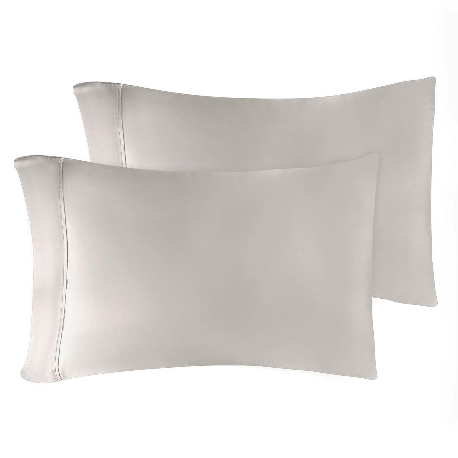 Superior Egyptian Cotton 300 Thread Count Solid Pillowcases (Set of 2)