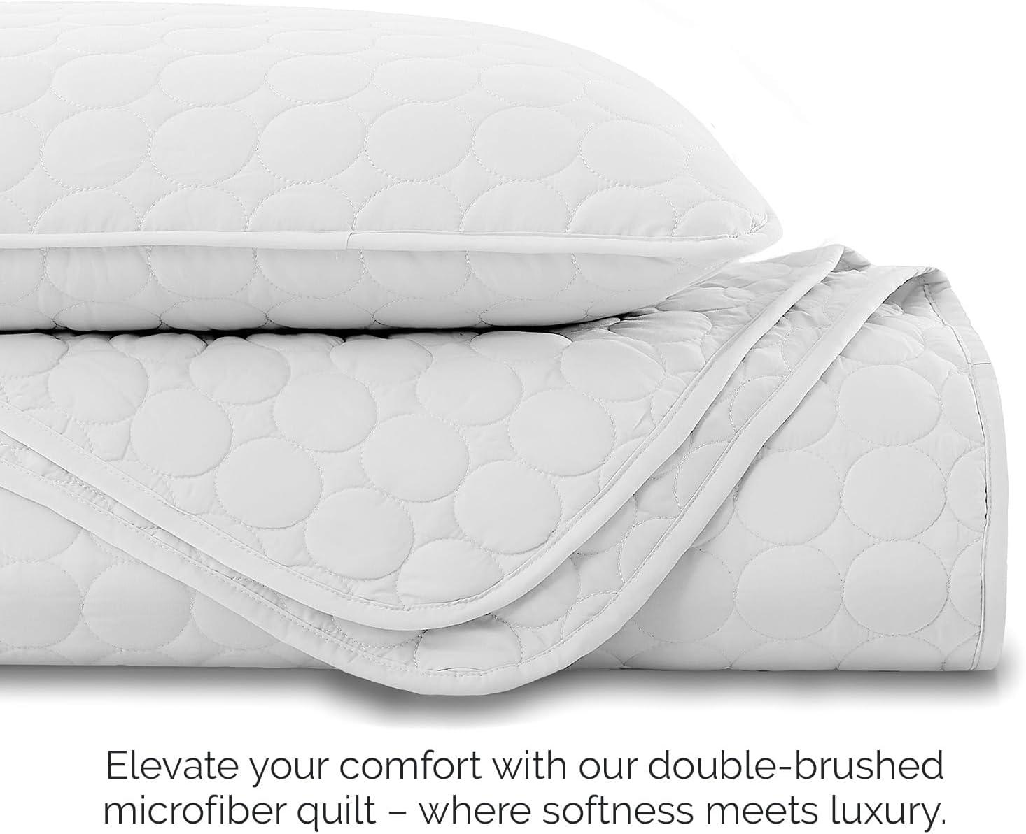 Southshore Fine Living, Inc. White Quilts Queen Size Set, Lightweight Summer Bedspread with 2 Quilted Pillow Shams, Cozy, Soft Circle-Stitch Design, Queen Size/Full Size, White