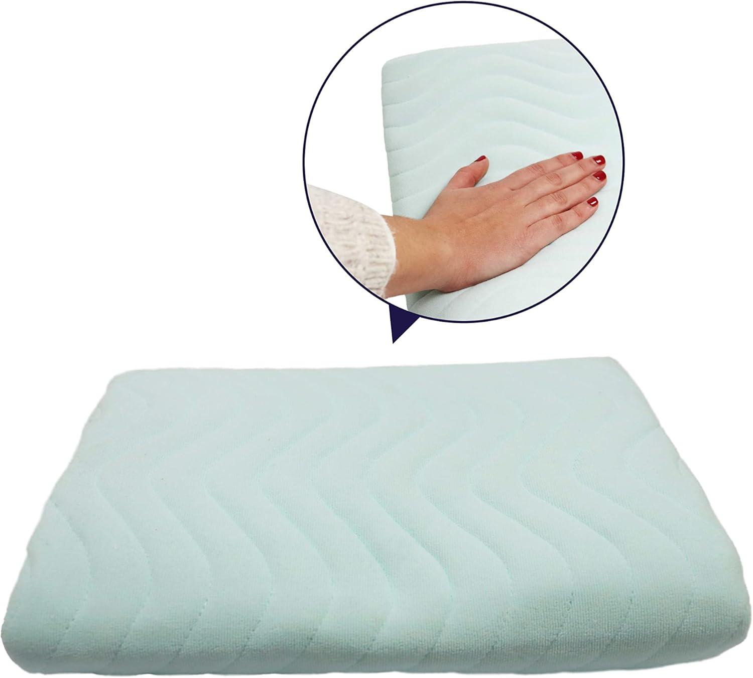 Waterproof Light Green Polyester Bed Pad with Tucks