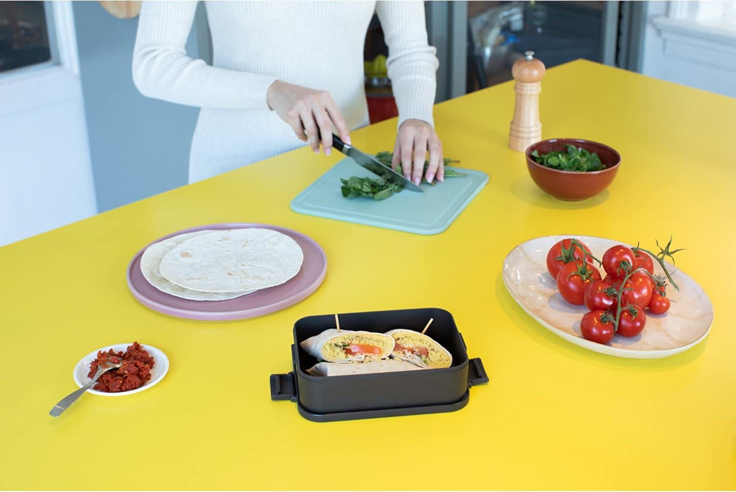 Brabantia Make & Take Medium Lunch Box (Dark Gray) BPA-Free, Airtight Snap Locks, Microwave & Freezer Safe, Travel Meal Prep Container