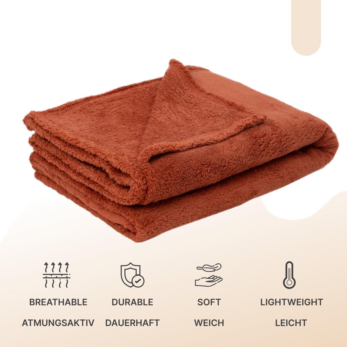 English Home Fleece Throw Blanket,Soft Plush Blanket for Couch Sofa or Bed Throw Size, Super Cozy and Comfy for All Seasons, Terracotta 130x170 (cm)