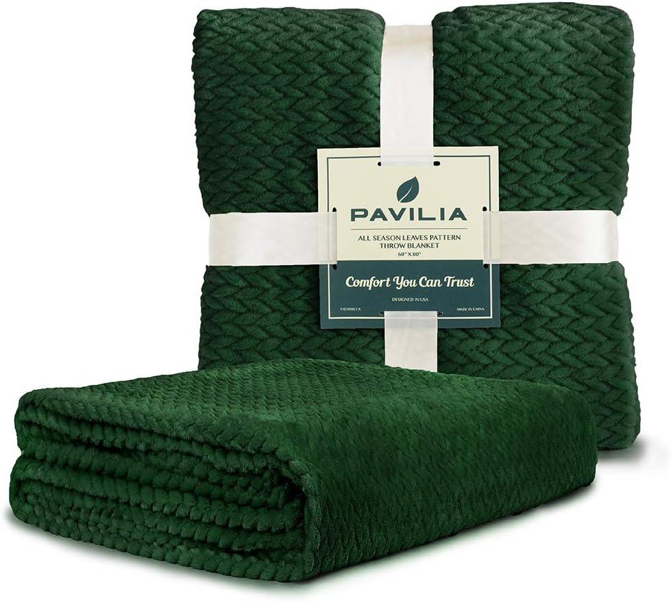 PAVILIA Lightweight Fleece Throw Blanket for Couch, Soft Warm Flannel Blankets for Bed