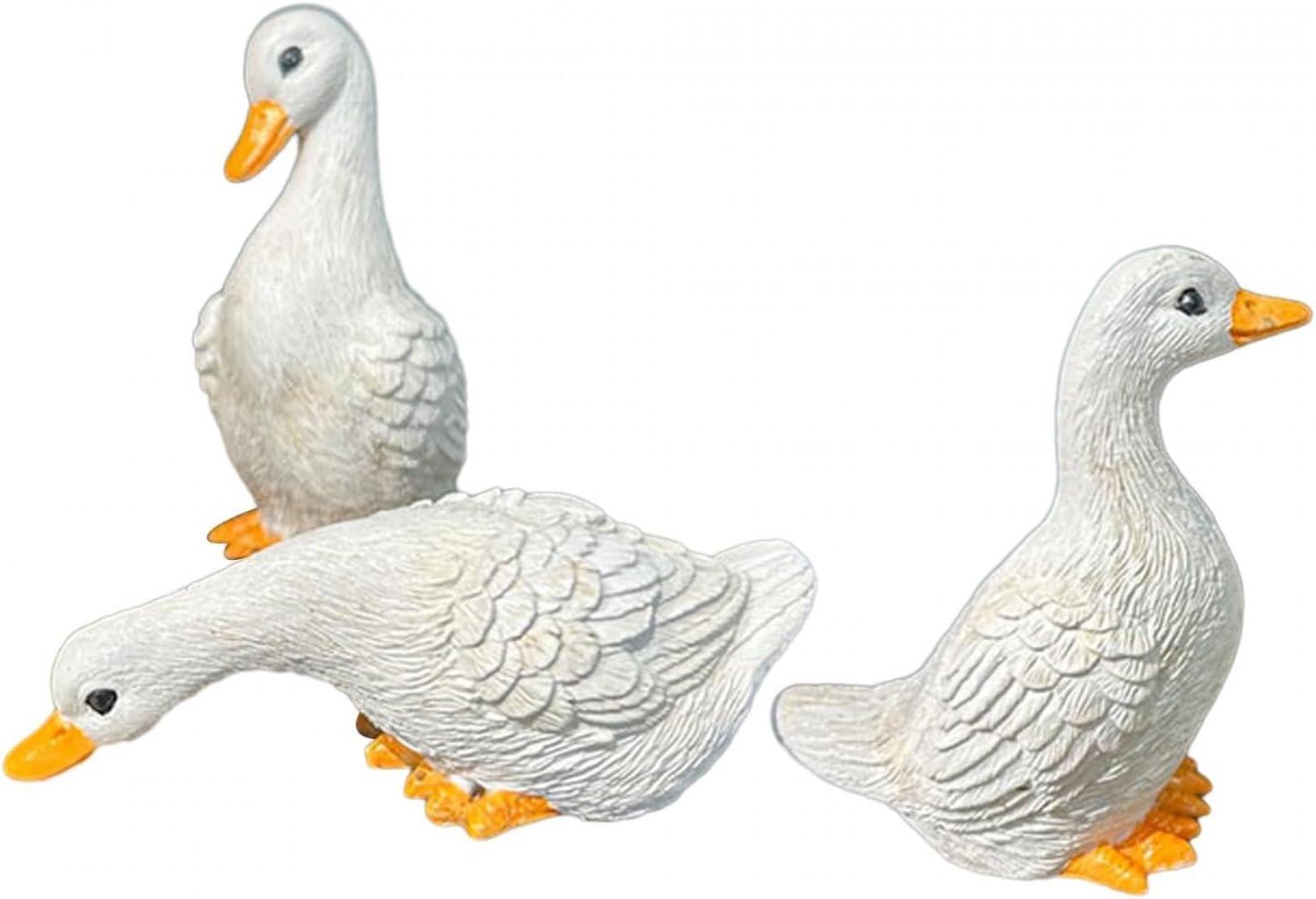 3x Resin Statues Desktop Ornaments Cute Garden Decor Duck Statues Home Decor for Farmhouse Indoors Courtyard Outside Outdoors