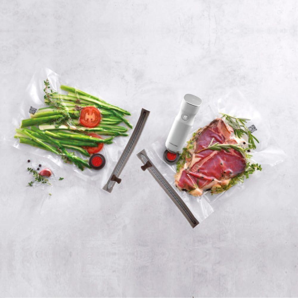 ZWILLING J.A. Henckels ZWILLING Fresh & Save Small Vacuum Sealer Bags 1/2 Gallon, Reusable Snack Bags, Meal Prep (Set of 10)
