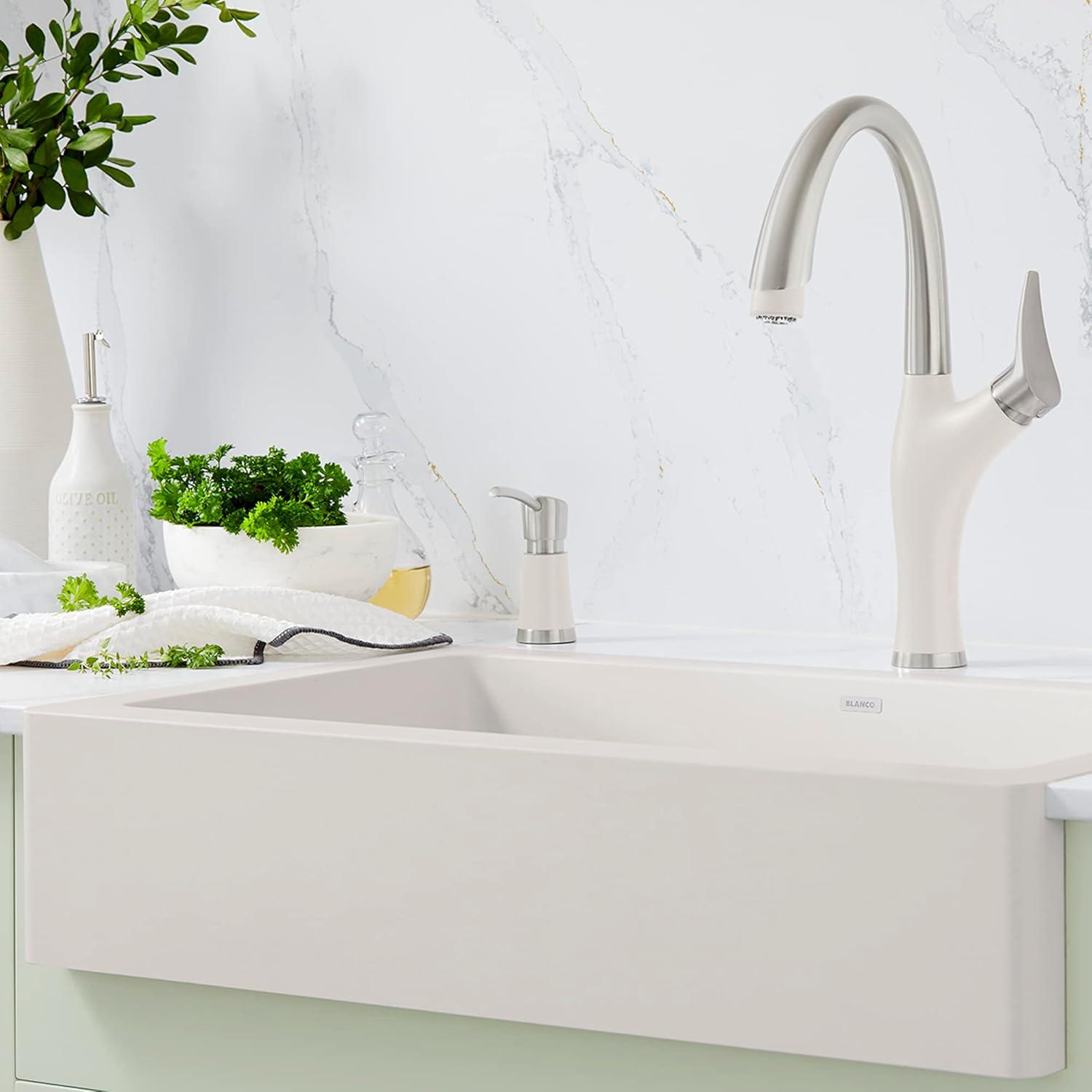 Artona Pull-Down Dual-Spray Kitchen Faucet