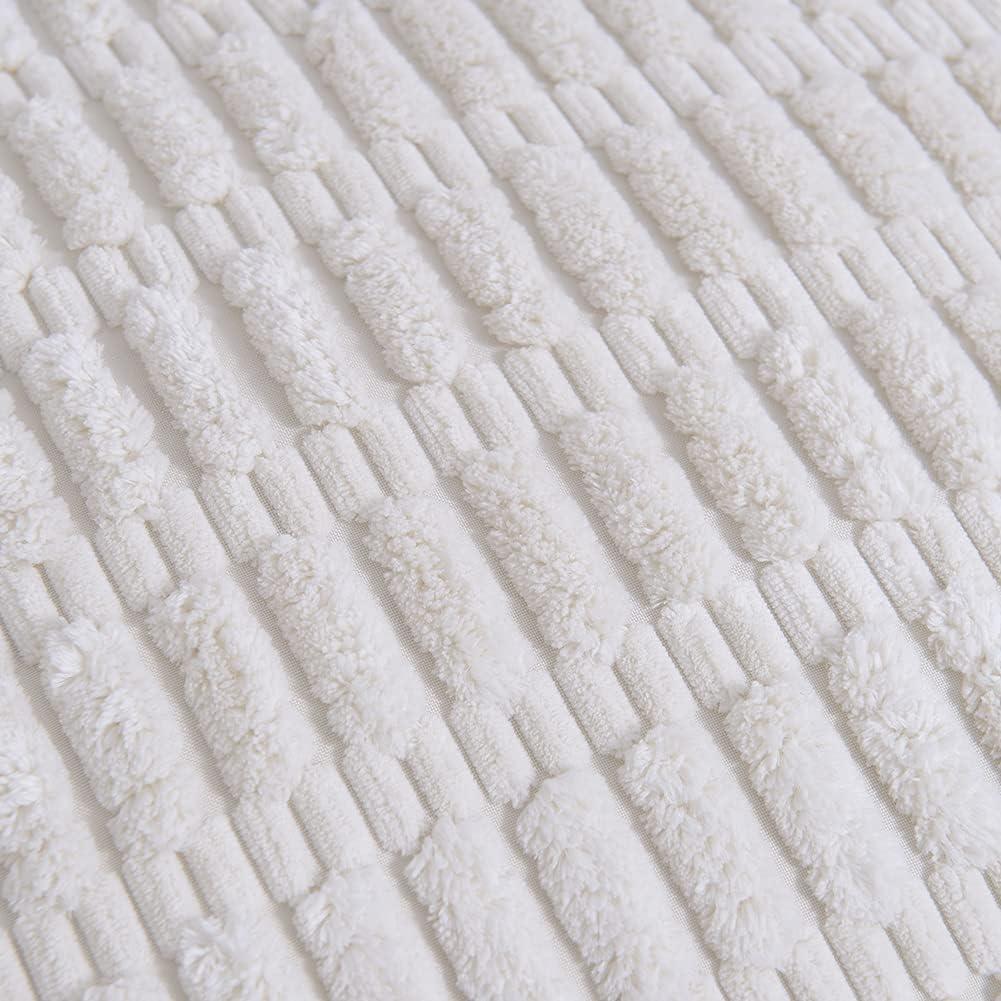 Fymlhomi 2 Packs Sage Green Decorative Throw Pillow Covers 18x18 Inch for Couch Bed Sofa, Modern Farmhouse Boho Home Decor, Soft Cute Plush Corduroy Cushion Case 45x45 CM