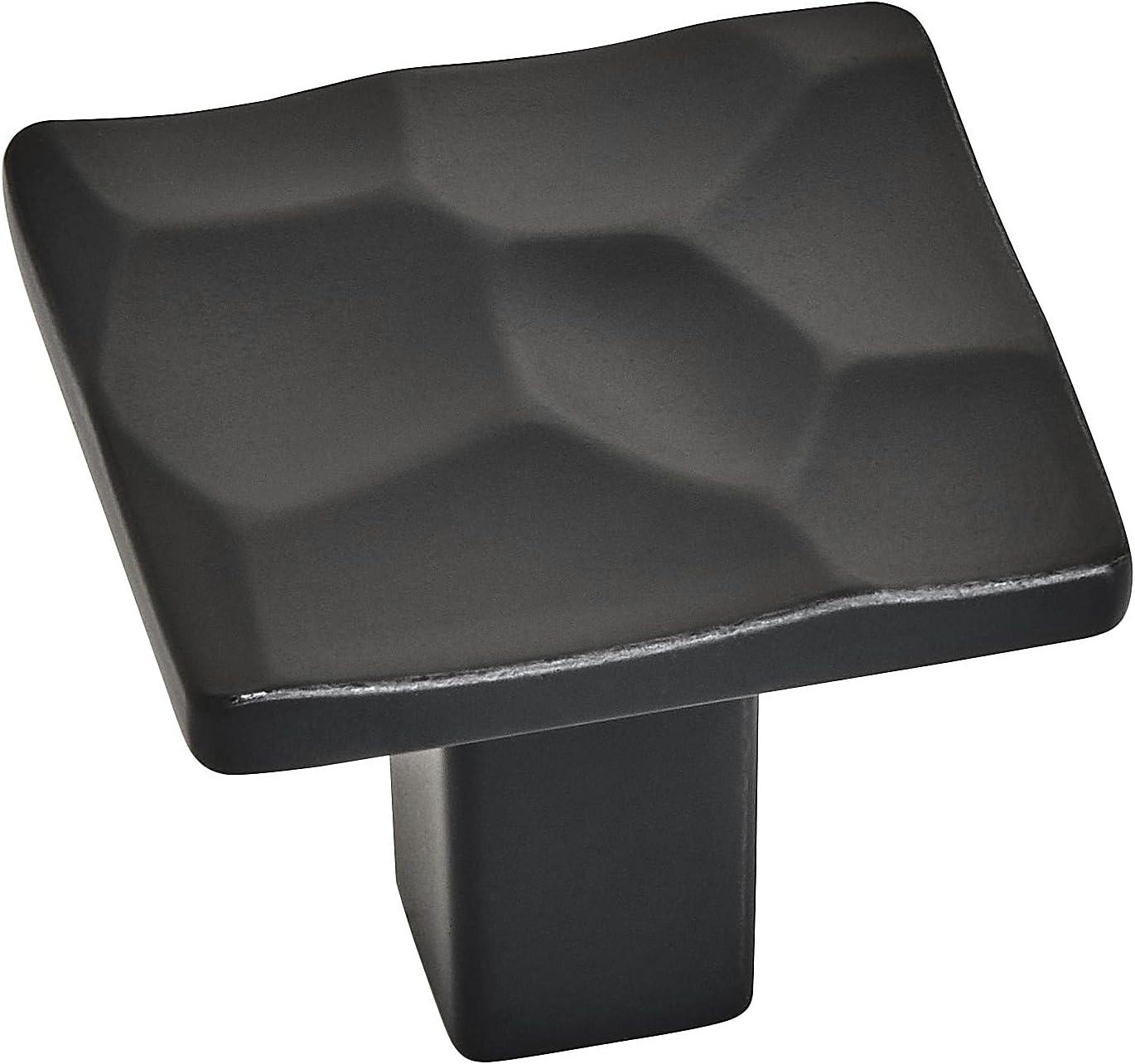 Kamari 1 3/16" Length Square Knob