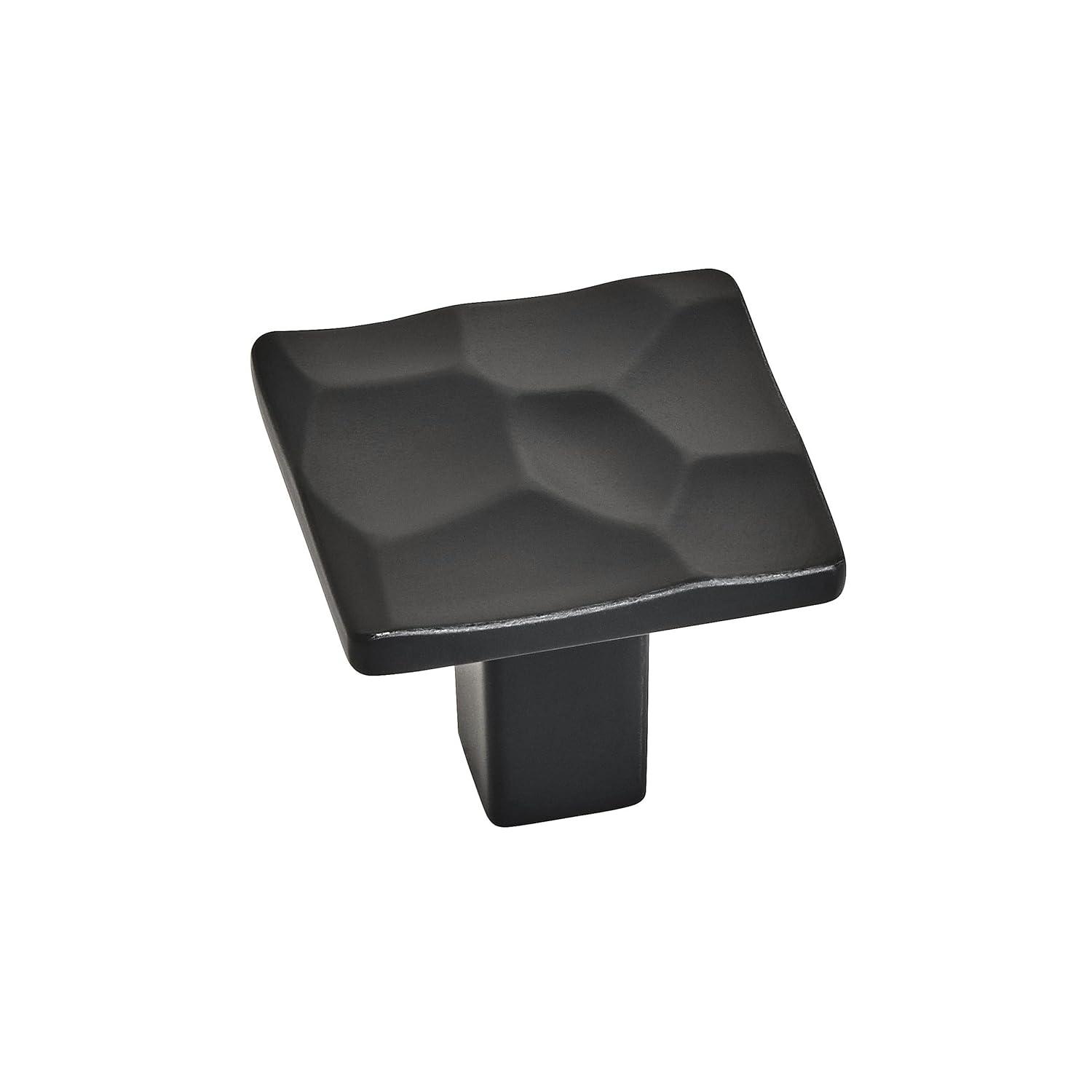Kamari 1 3/16" Length Square Knob
