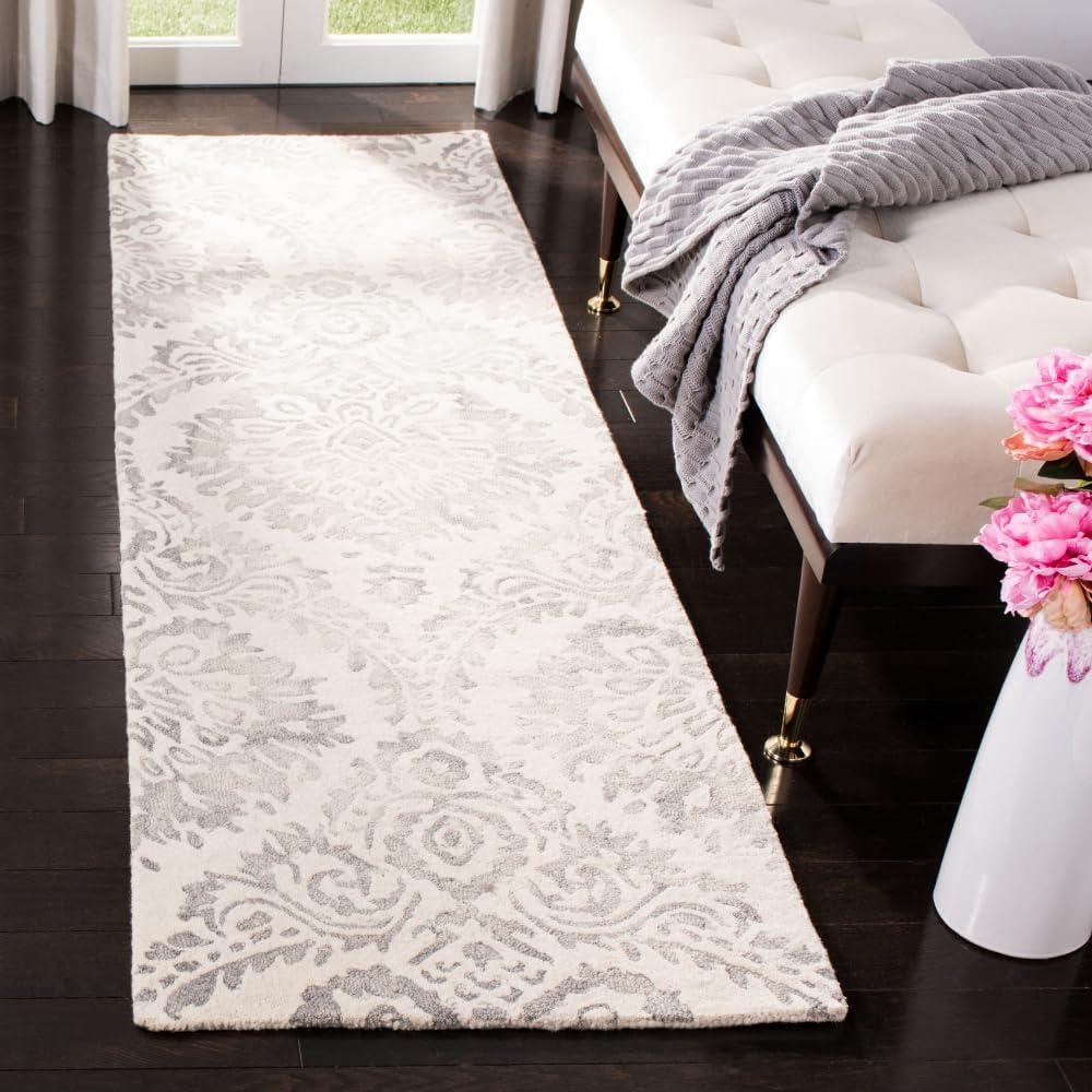 Dip Dye DDY210 Hand Tufted Runner Rug - Silver/Ivory - 2'3"x8' - Safavieh.