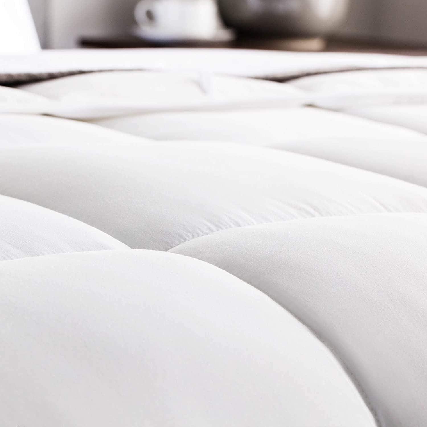 Oversized Queen White Microfiber Quilted Down Alternative Comforter