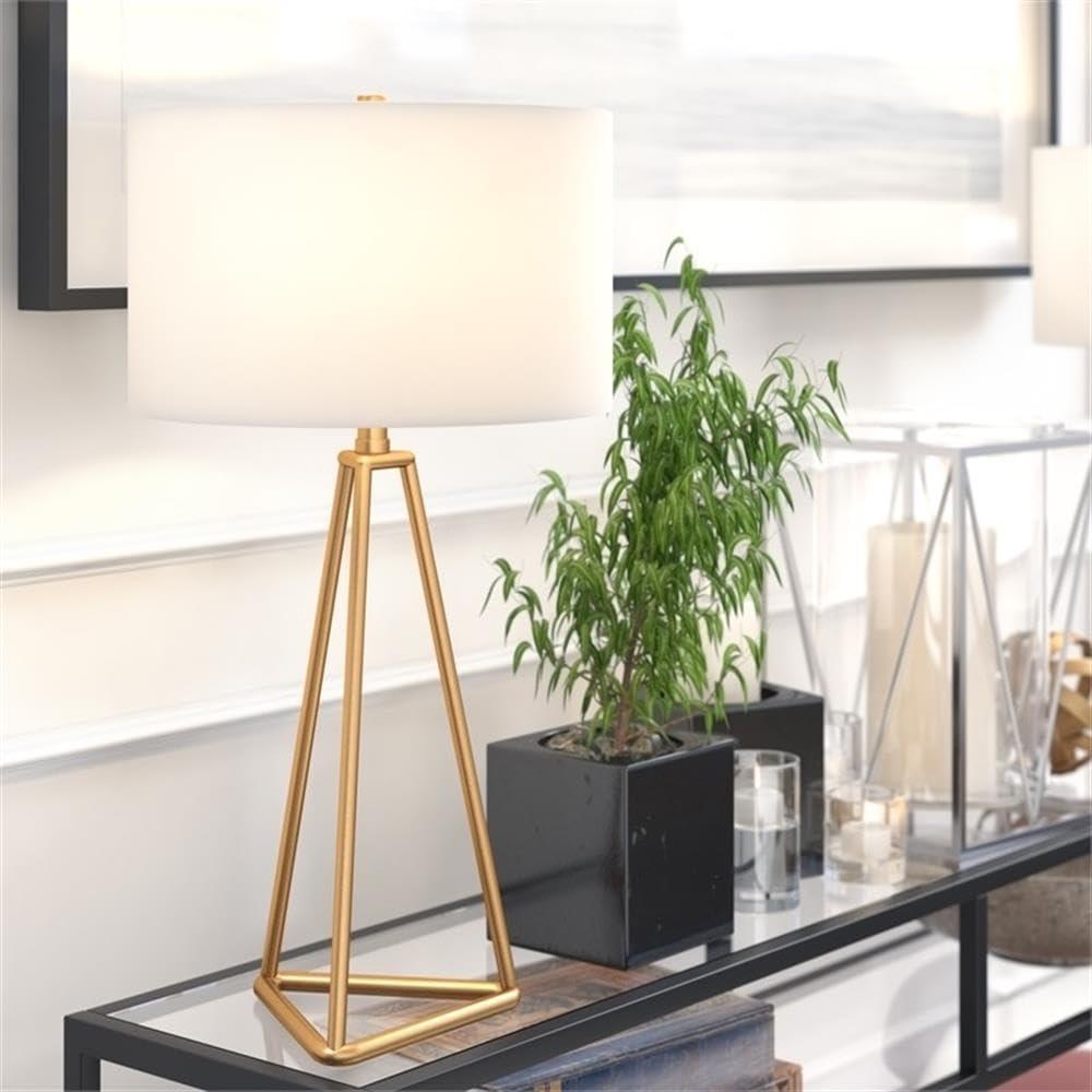 Evelyn&Zoe Gio 26.13" Tall Table Lamp with Fabric Shade in Brushed Nickel/White