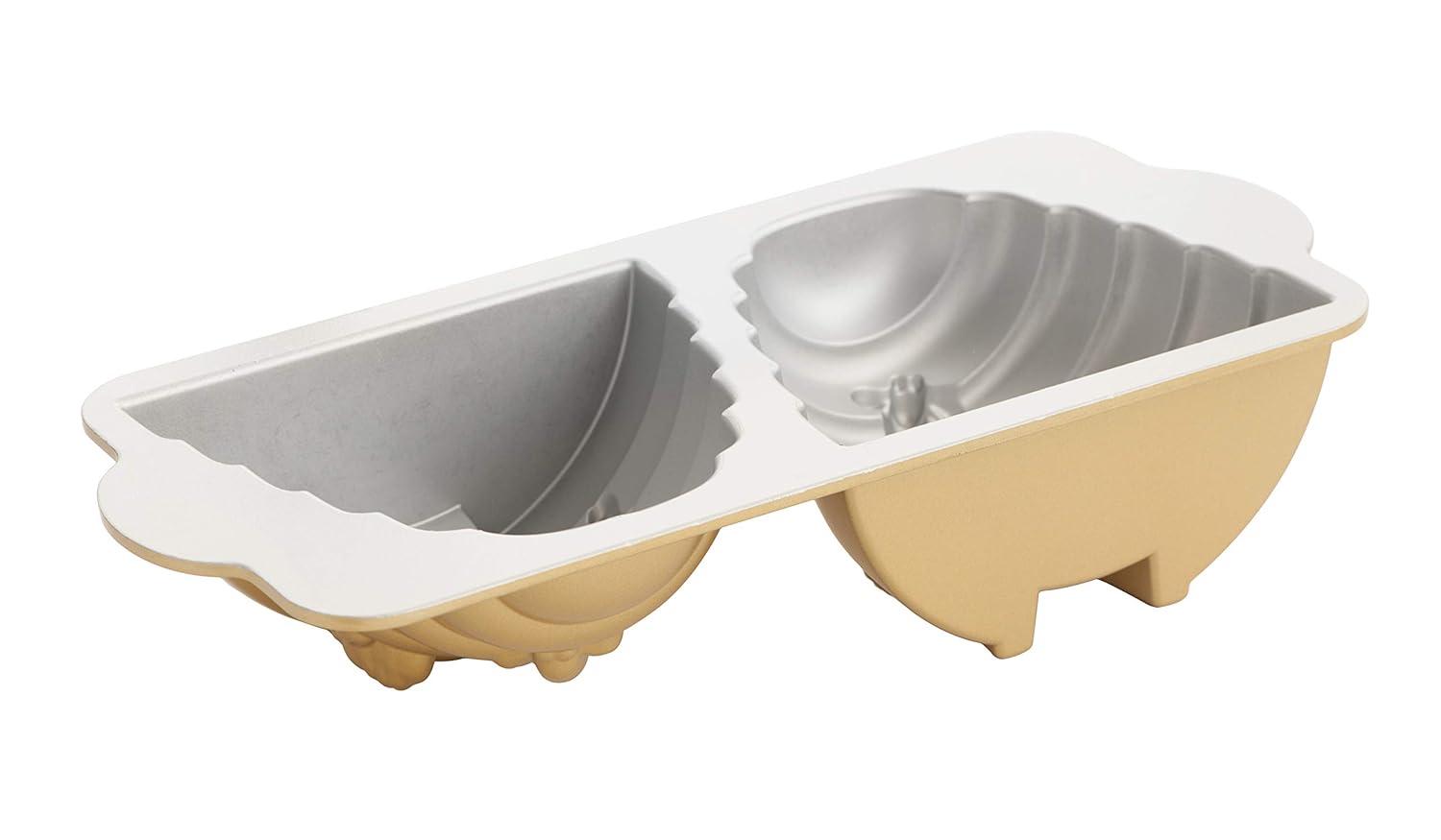 Nordic Ware Beehive Cake Pan