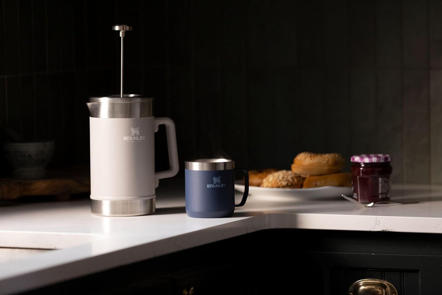 Navy Stainless Steel Insulated Travel Mug with Tritan Lid