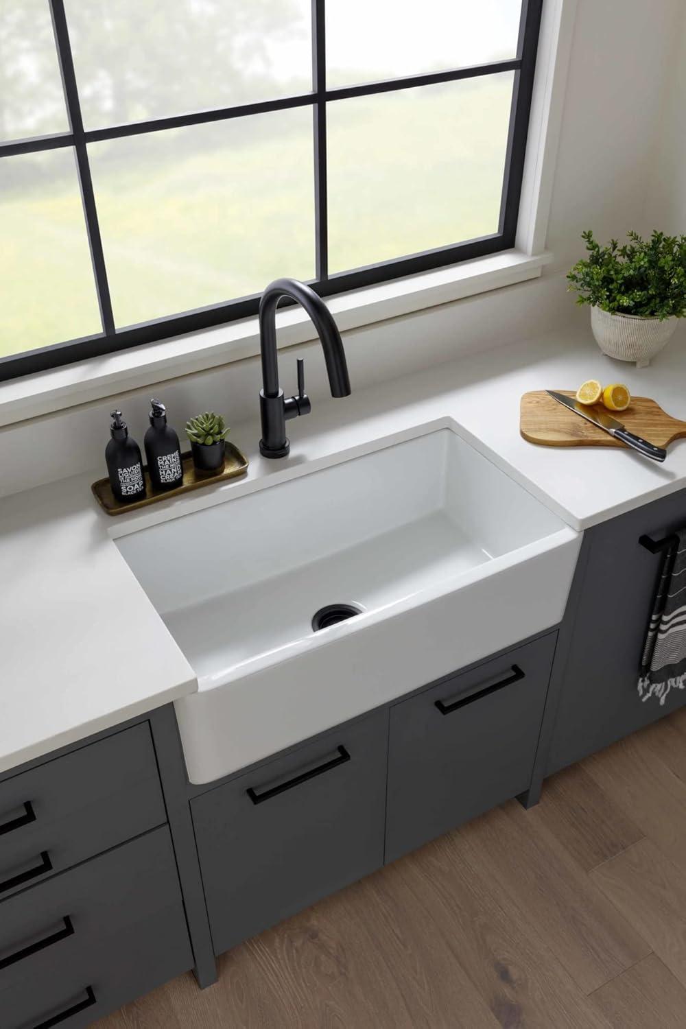 33" Grigham Fireclay Farmhouse Sink