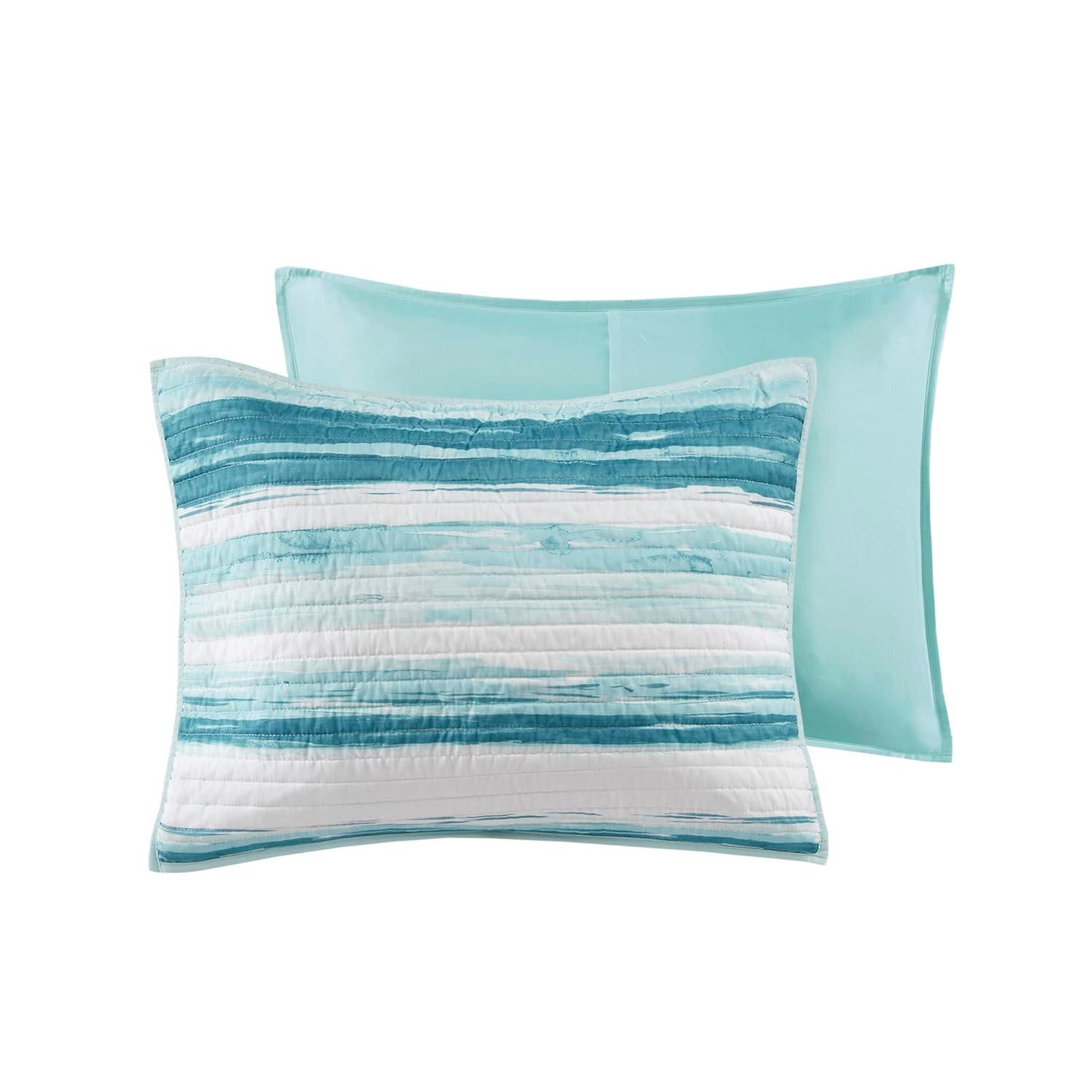 Madison Park Pebble Beach Cotton Sateen 210 TC Reversible 6 Piece Quilt Set with Throw Pillows